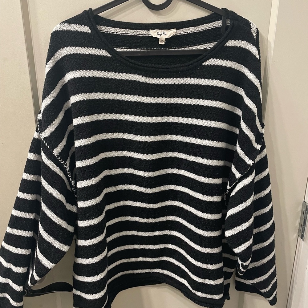 Sweet Jolie black and white striped sweater